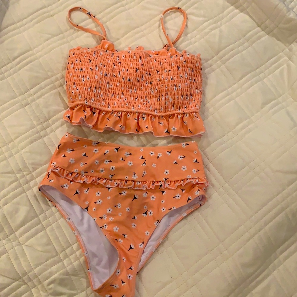 High waisted bikini